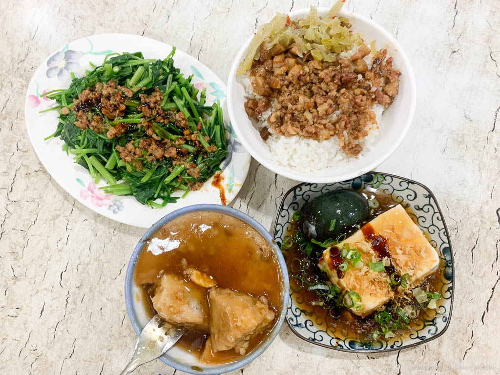 古都碗粿, 古都碗粿東門總店, 東門路美食, 台南碗粿, 台南小吃, 台南美食