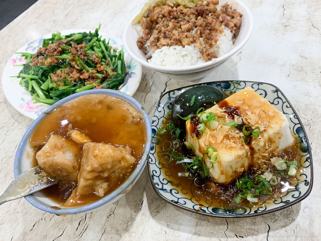 古都碗粿, 古都碗粿東門總店, 東門路美食, 台南碗粿, 台南小吃, 台南美食