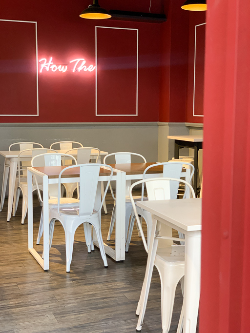 早餐好樂 How The Breakfast 和平店，好吃的酥軟菠蘿堡，加花生醬更美味！