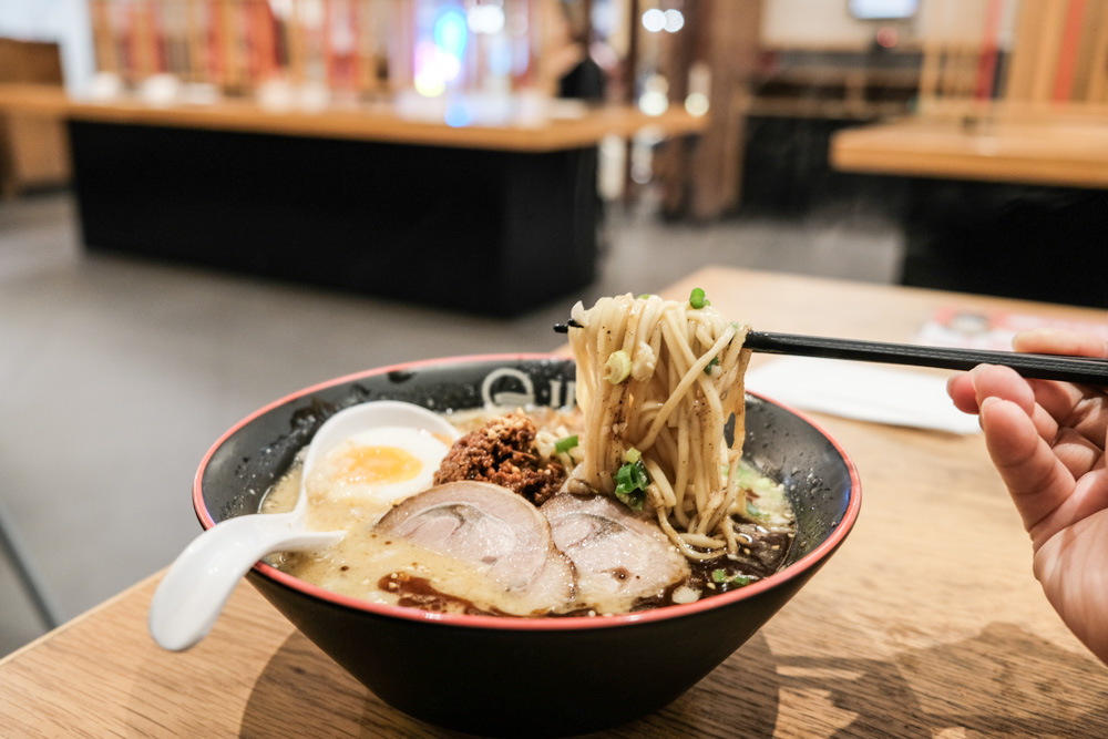 [食記] 台南 一風堂台南西門店 期間限定擔擔麵