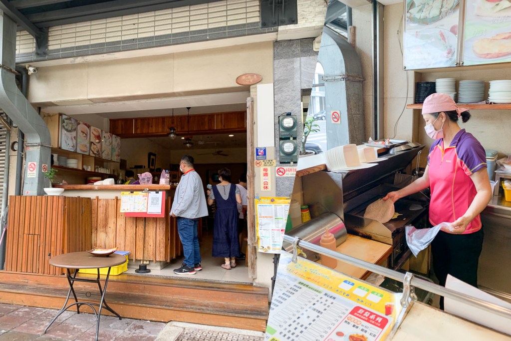 嘉義早餐, 華商早餐, 貝啡名, 維新路美食, 嘉義美食, 嘉義蛋餅