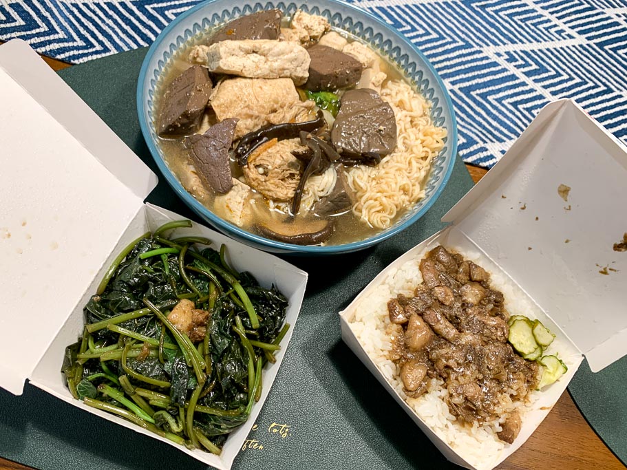 臭灶腳, 台北深坑清蒸麻辣臭豆腐, 仁德臭灶腳菜單, 臭灶腳 foodpanda, 清蒸臭豆腐, 台南臭豆腐, 台南鴨血, 仁德美食