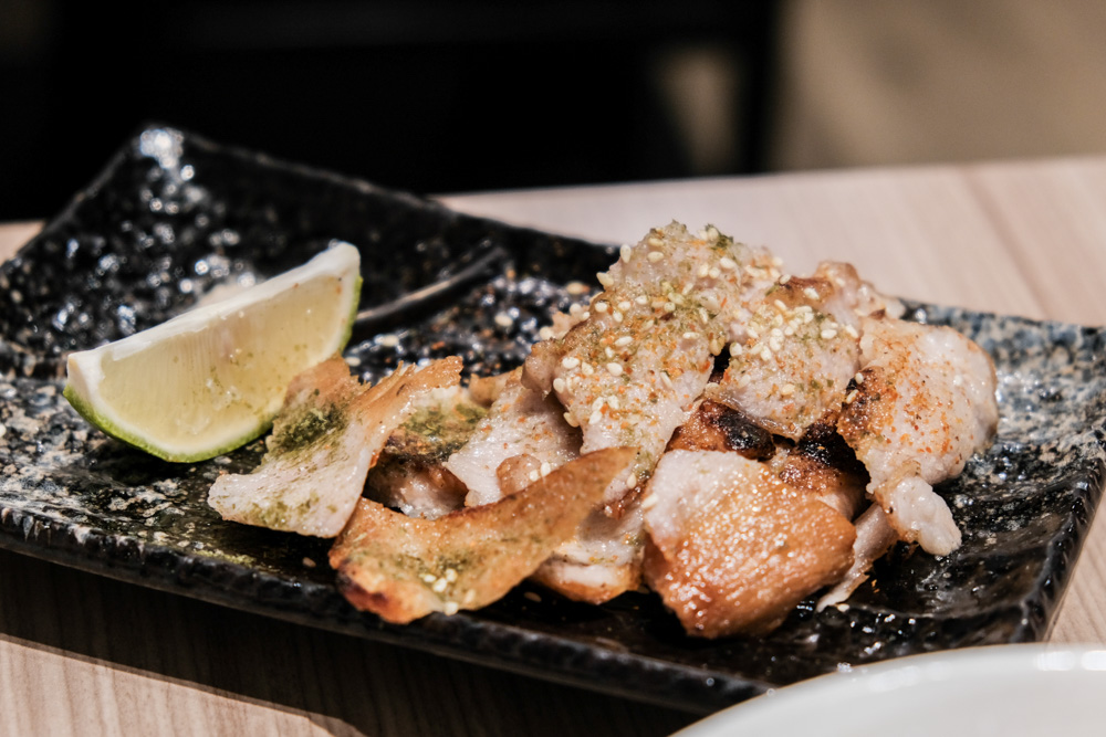 冠壽司日本料理, 嘉義日本料理, 嘉義中山路美食, 海鮮丼飯, 比目魚緣側握壽司, 嘉義東區日本料理