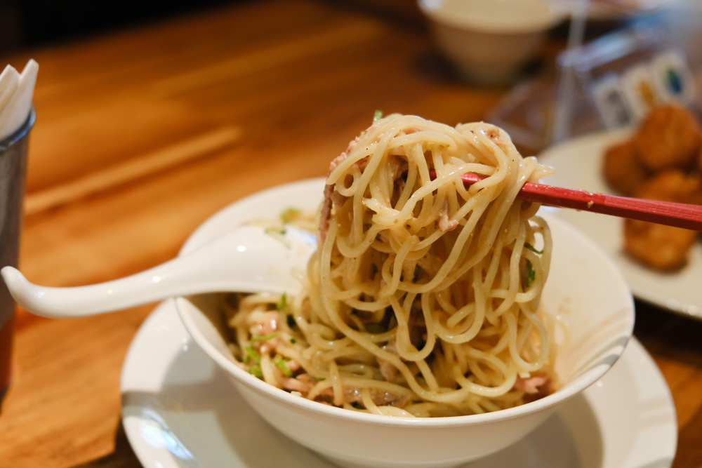 貓下去敦北俱樂部, 貓下去餐酒館, 創意臺菜, 松山區美食, 貓下去招牌涼麵, 創意家常菜