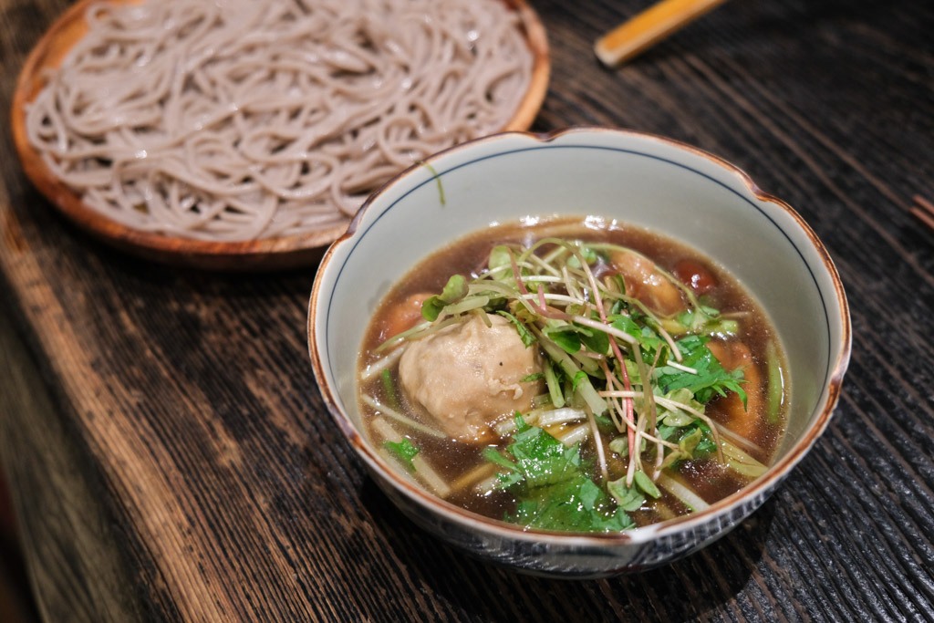 二月半そば蕎麦麺，冷、沾、湯三種吃法的日式蕎麥麵，台北中山站美食推薦！