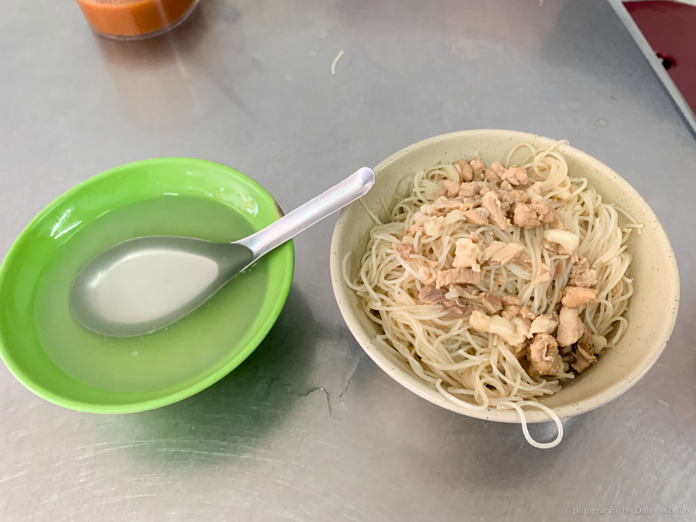嘉義米粉碗粿, 嘉義東市場美食, 東市場小吃, 光華路美食, 光華路小吃, 嘉義古早味早餐