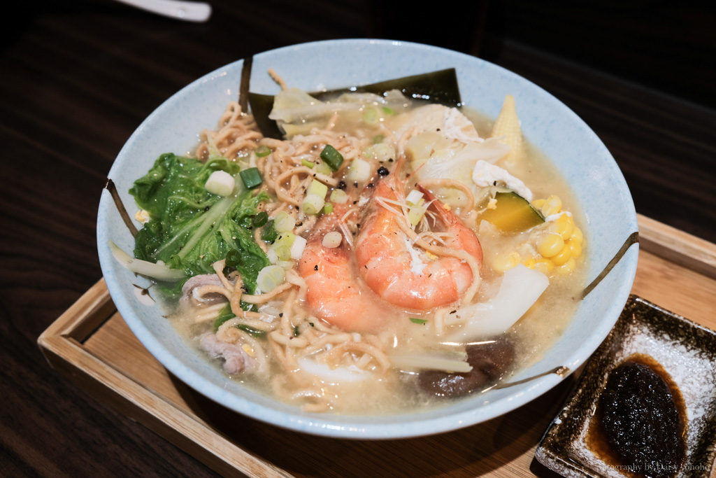 泥妮鍋燒意麵, neenee noodle, 裕農路美食, 台南鍋燒意麵, 台南咖哩飯, 台南文青餐廳, 台南手工布丁, 台南文青鍋燒意麵