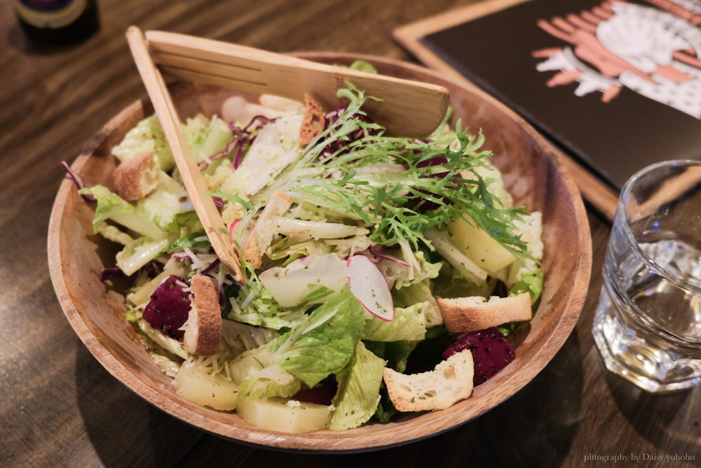 ABV美式餐酒館，東區美式鄉村菜餐廳，烤牛胸肉入口即化！適合多人聚餐