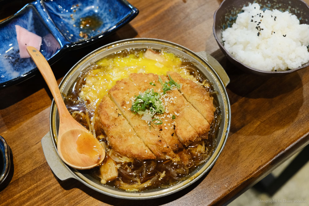 皋月當代日式料理, 台南中西區美食, 台南平價日式料理, 開山路美食, 海膽烘蛋, 台南生魚片