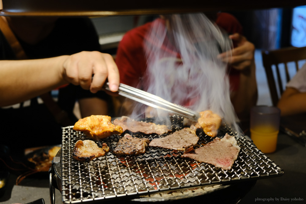 田季發爺·台南中華店，燒肉吃到飽$599+10%起，宵夜場也吃得到生蠔和牛！