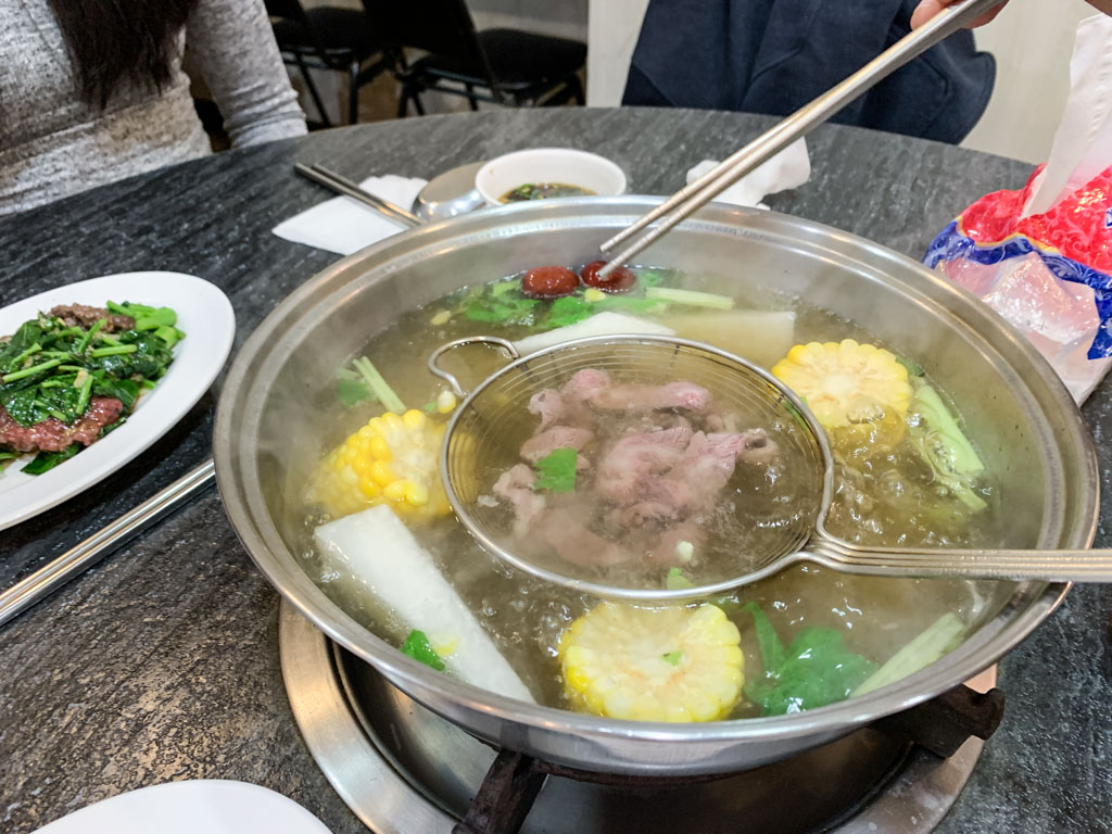 阿財牛肉湯, 阿財牛肉火鍋, 台南隱藏版美食, 安平美食, 阿財牛肉湯分店, 台南溫體牛, 安平牛肉湯