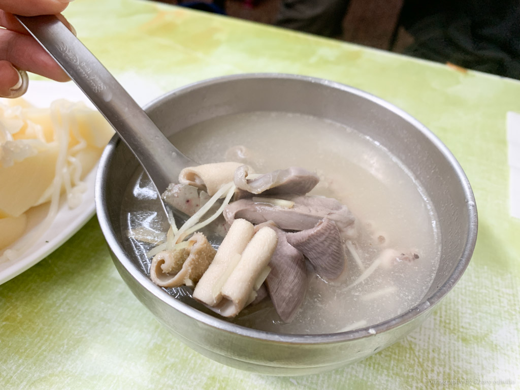 阿明火雞肉飯，嘉義隱藏版美食！油蔥就是最在地的口味！還有咖哩飯～