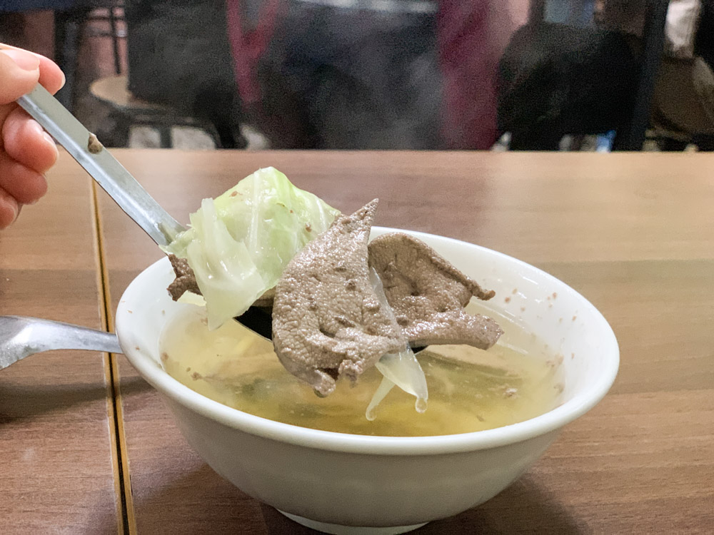 城邊真味鱔魚意麵, 台南美食, 台南鱔魚意麵, 麻油腰子湯, 東門路鱔魚麵, 圓環炒鱔魚專家, 在地人推薦鱔魚麵