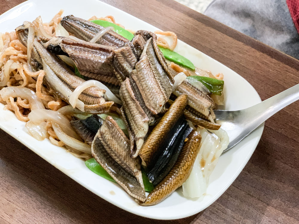 城邊真味鱔魚意麵, 台南美食, 台南鱔魚意麵, 麻油腰子湯, 東門路鱔魚麵, 圓環炒鱔魚專家, 在地人推薦鱔魚麵