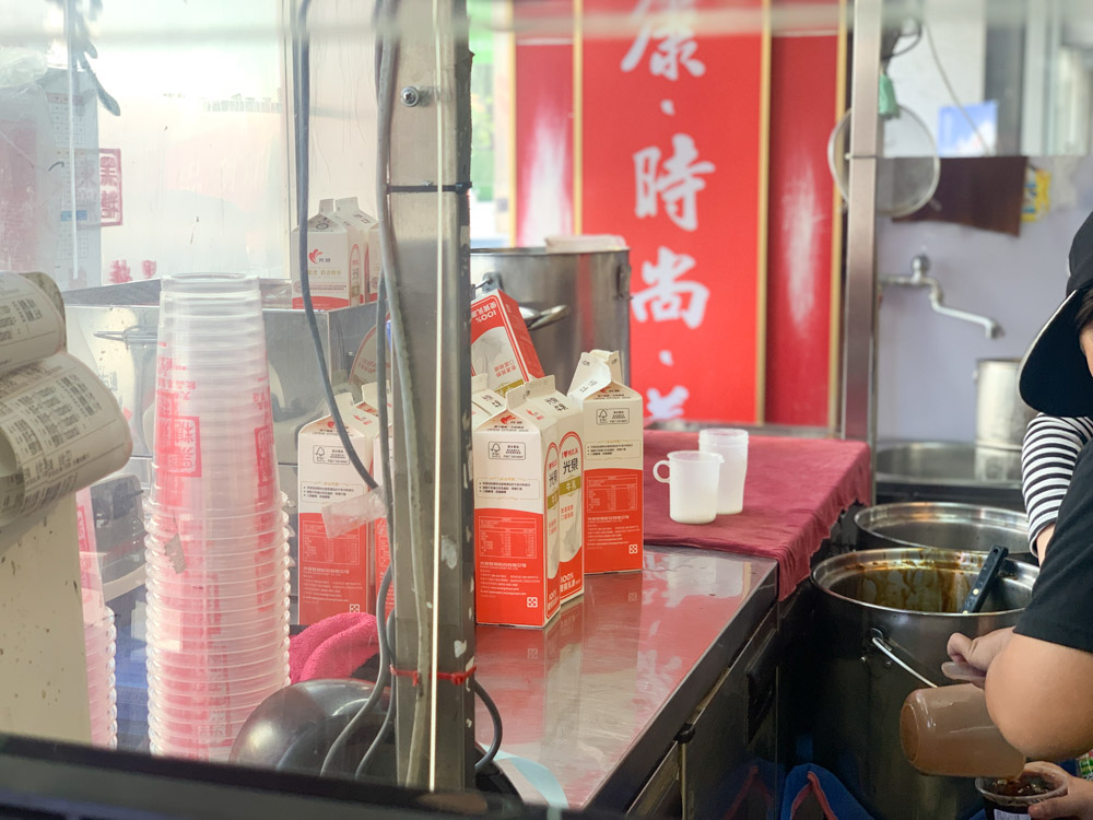 東洲黑糖奶舖總店, 東洲台南東寧總店, 台南飲料, 東洲黑糖奶舖菜單, 台南東洲, 台南美食, 台南黑蛋奶