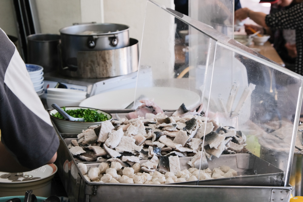 開元路無名虱目魚 ‧ 肉燥飯，$150元虱目魚肚、魚丸、魚皮一次擁有！