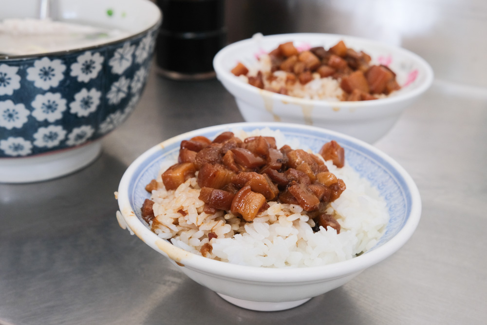 開元路無名虱目魚肉燥飯