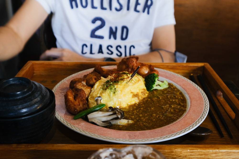 森川洋食二番部, 楠梓美食, 楠梓日式咖哩, 高雄蛋包飯, 紅酒醬漢堡排, 高雄乾咖哩飯