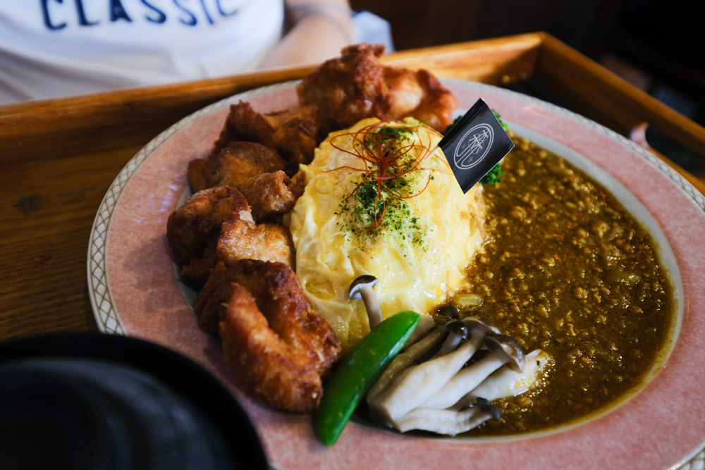 森川洋食二番部，超高漢堡排，紅酒醬、乾咖哩你選哪一道？高雄楠梓日式洋食
