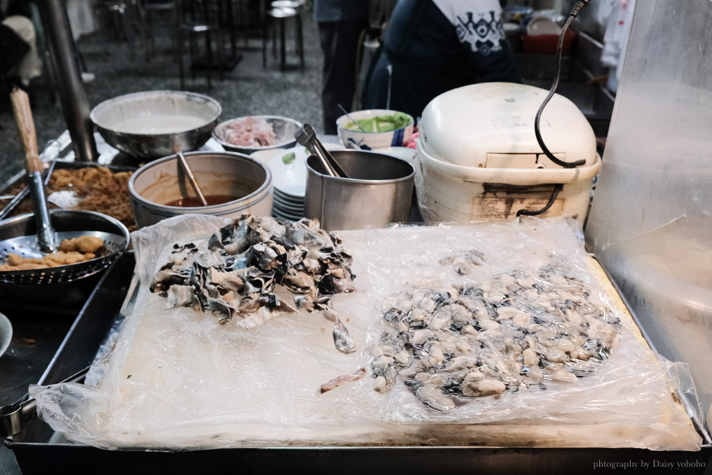 阿龍土魠魚羮, 延平街美食, 嘉義美食, 嘉義文化路美食, 季節限定土魠魚羹, 嘉義小吃, 嘉義生蚵