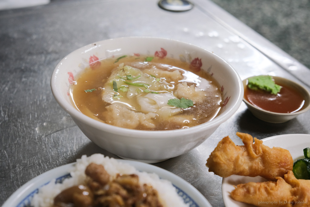 阿龍土魠魚羮，嘉義文化路小巷中，季節限定的美食小吃，浮水紅燒通通有！