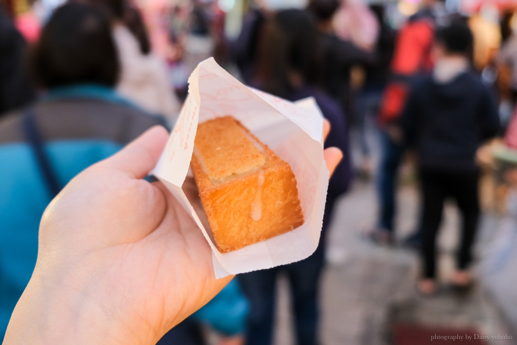 王城迷你棺財板｜台南特色美食"棺材板"，安平這間迷你版更像棺材了呀！