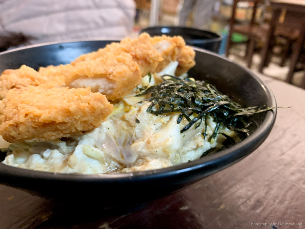 吉食鍋燒丼飯, 南紡附近美食, 台南平價鍋燒意麵, 剝皮辣椒鍋燒蒸煮麵, 裕農路美食