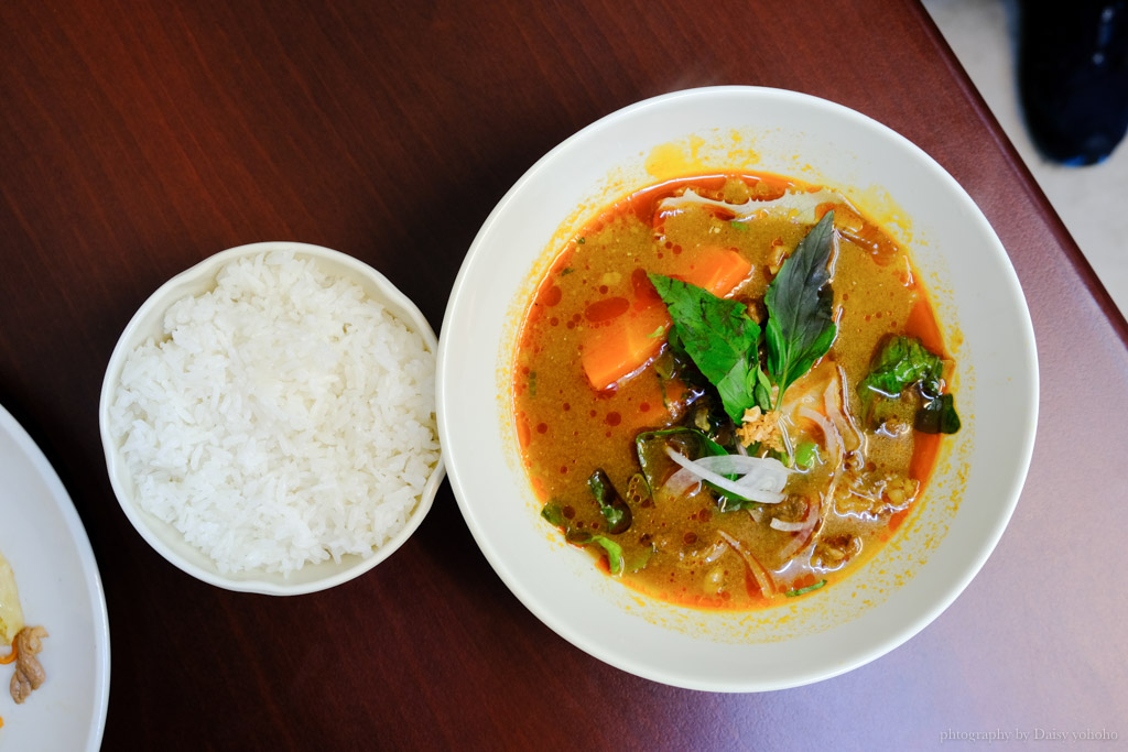 高棉廚房, 嘉義柬埔寨料理, 嘉義美食, 經國新城美食, 嘉義柬式法國麵包, 仁愛路美食, 東南亞料理