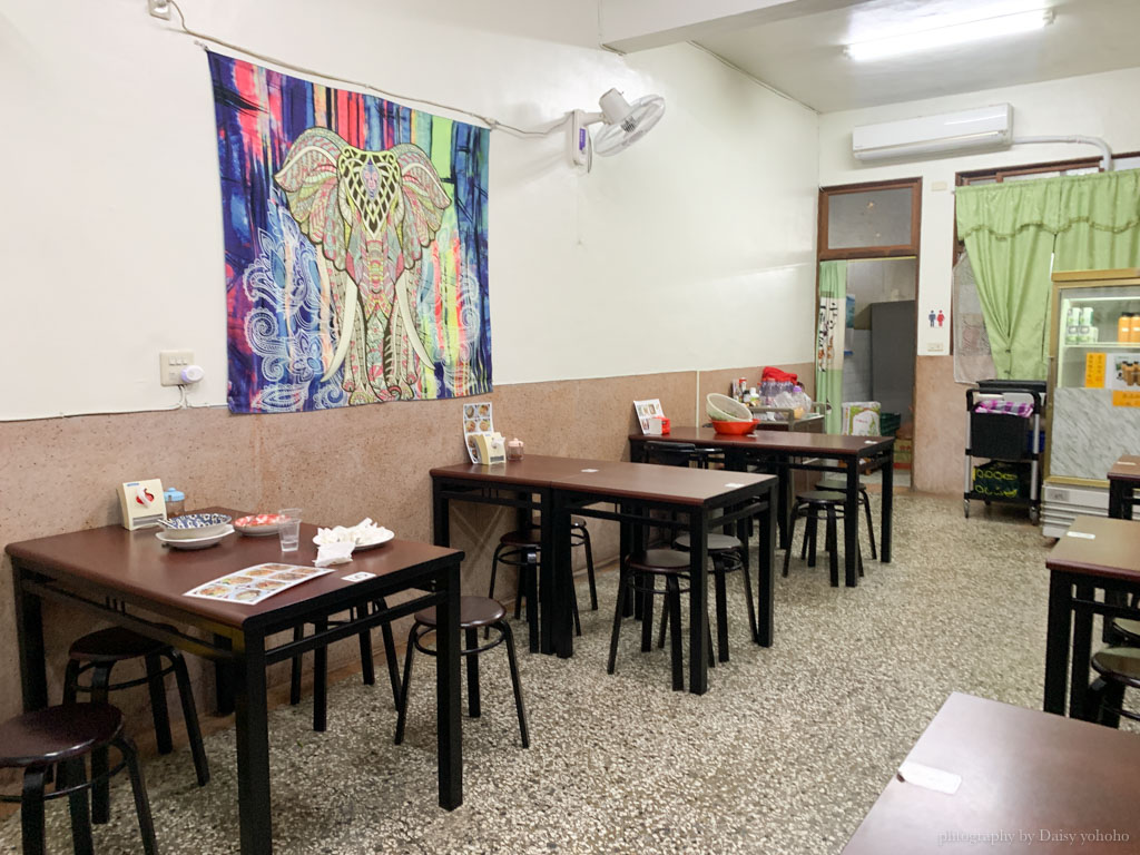 潘妮泰式餐食, 台南泰式小吃, 南紡附近美食, 平價泰式料理, 台南東區泰式料理