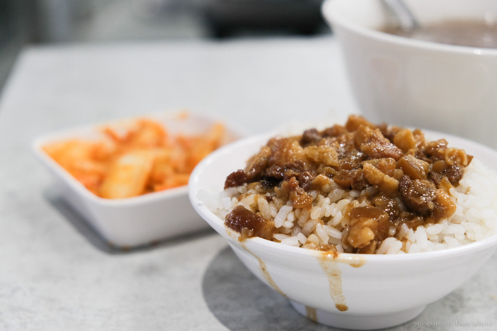 文章牛肉湯, 南紡附近美食, 東寧路美食, 台南牛肉湯, 南紡文章牛肉湯, 文章牛肉湯菜單