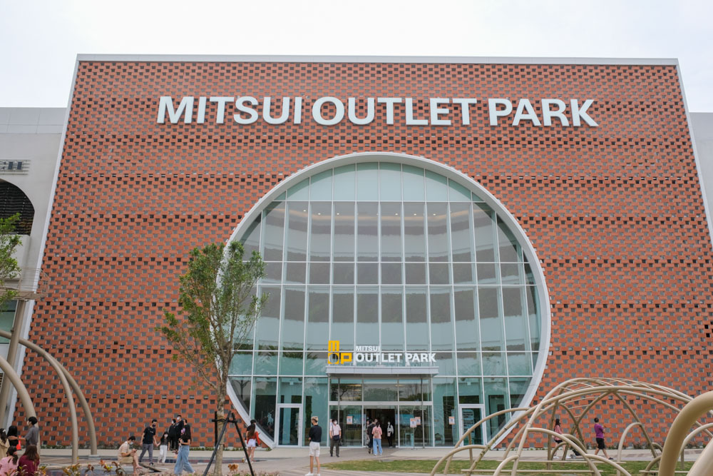 台南三井Outlet, 台南三井溜滑梯