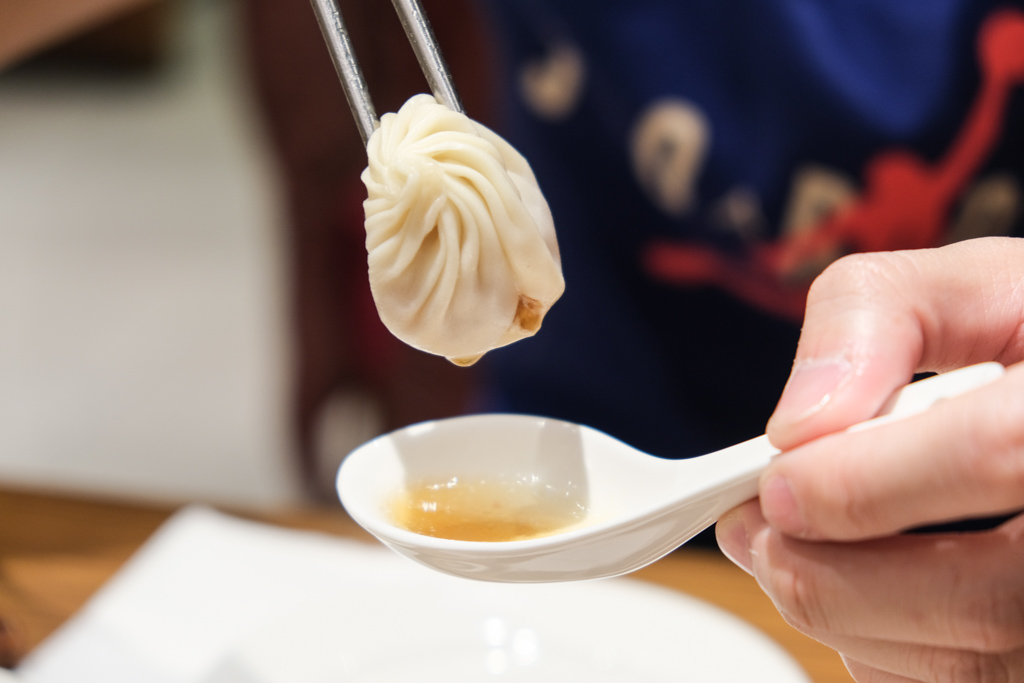 高雄鼎泰豐, 漢神巨蛋美食, 米其林一星, 高雄鼎泰豐推薦, 鼎泰豐流沙包, 鼎泰豐小籠包