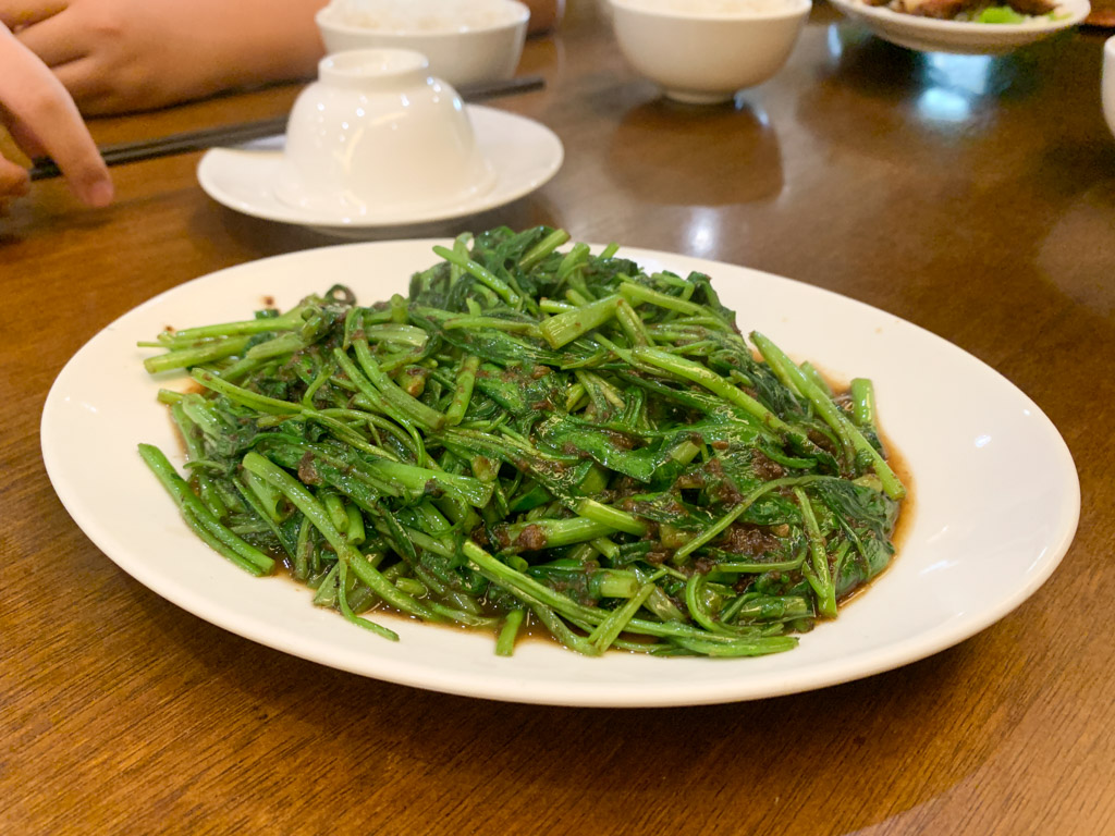 巴東泰式料理｜台南長榮路高C/P值平價泰式餐廳，月亮蝦餅超厚實的！