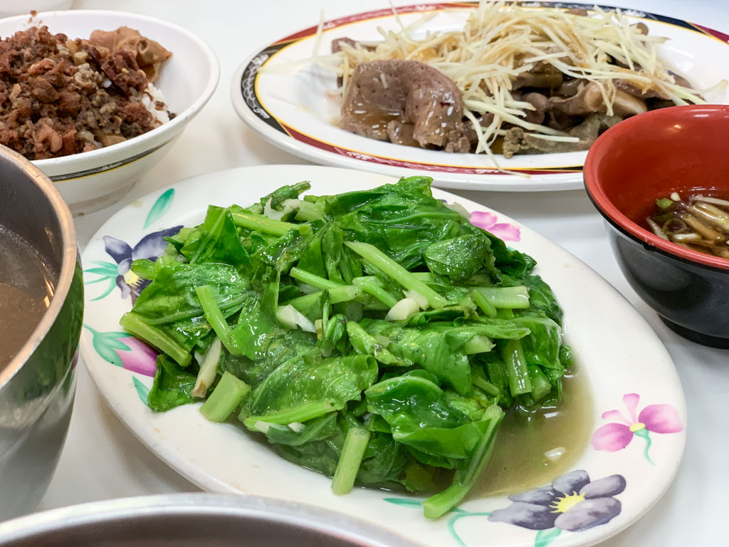 旗哥牛肉湯, 台南牛肉湯, 台南好市多附近美食, 台南北區牛肉湯, 台南美食, 台南牛燥飯