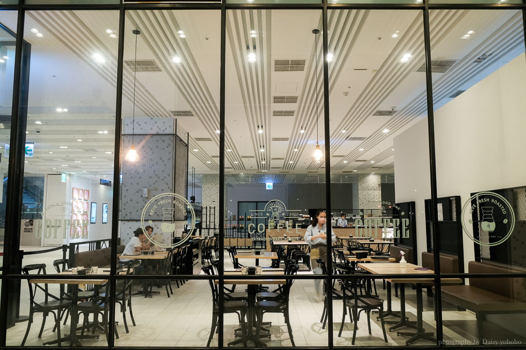 黑浮咖啡, RÊVE Café, 台南咖啡館, 黑浮咖啡菜單優惠, 台南國賓影城附近美食, 台南頓飯餐廳, 台南早午餐, 台南麻糬鬆餅下午茶 黑浮咖啡, RÊVE Café, 台南咖啡館, 黑浮咖啡菜單優惠, 台南國賓影城附近美食, 台南頓飯餐廳, 台南早午餐, 台南麻糬鬆餅下午茶