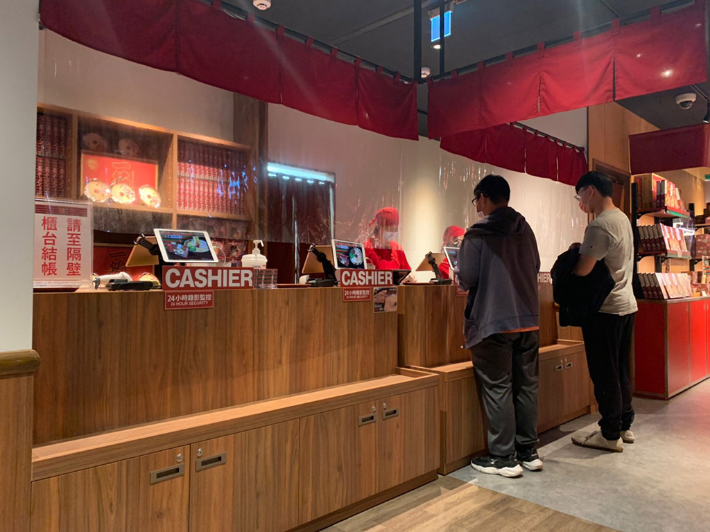 一蘭拉麵朝富店｜台中朝馬排隊日式拉麵，日本紅到台灣超人氣拉麵店！