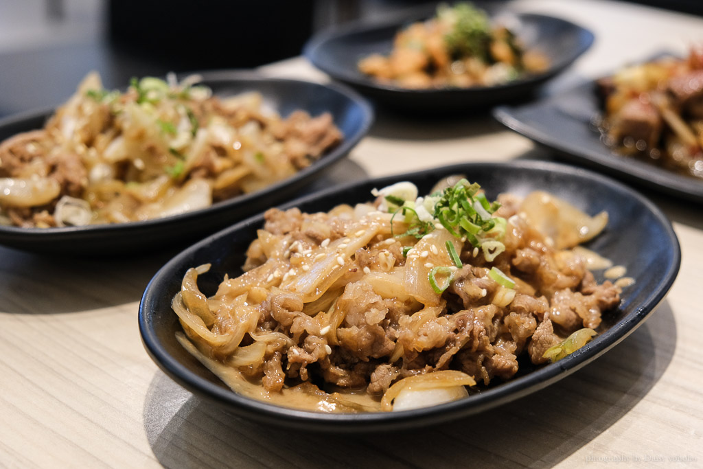 敲之助鉄板焼き • 牛丼 • 洋食, 台南鐵板燒, 南紡美食, 後甲圓環美食, 台南東區平價鐵板燒