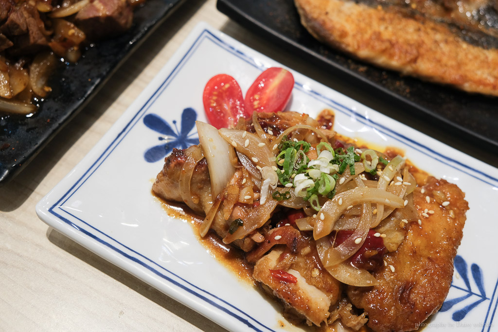 敲之助鉄板焼き • 牛丼 • 洋食｜南紡旁平價鐵板燒，內用白飯、湯品、飲料無限續！