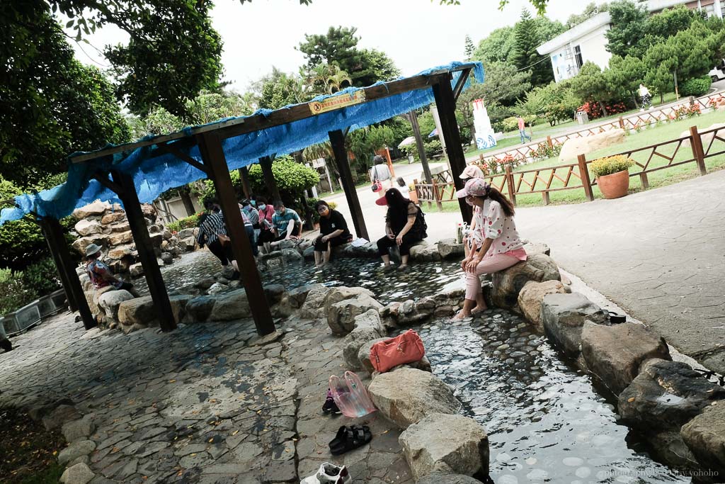 臺鹽通霄精鹽廠觀光工廠｜苗栗TAIYEN台鹽生技鹽来館，泡腳吃冰玩玩水