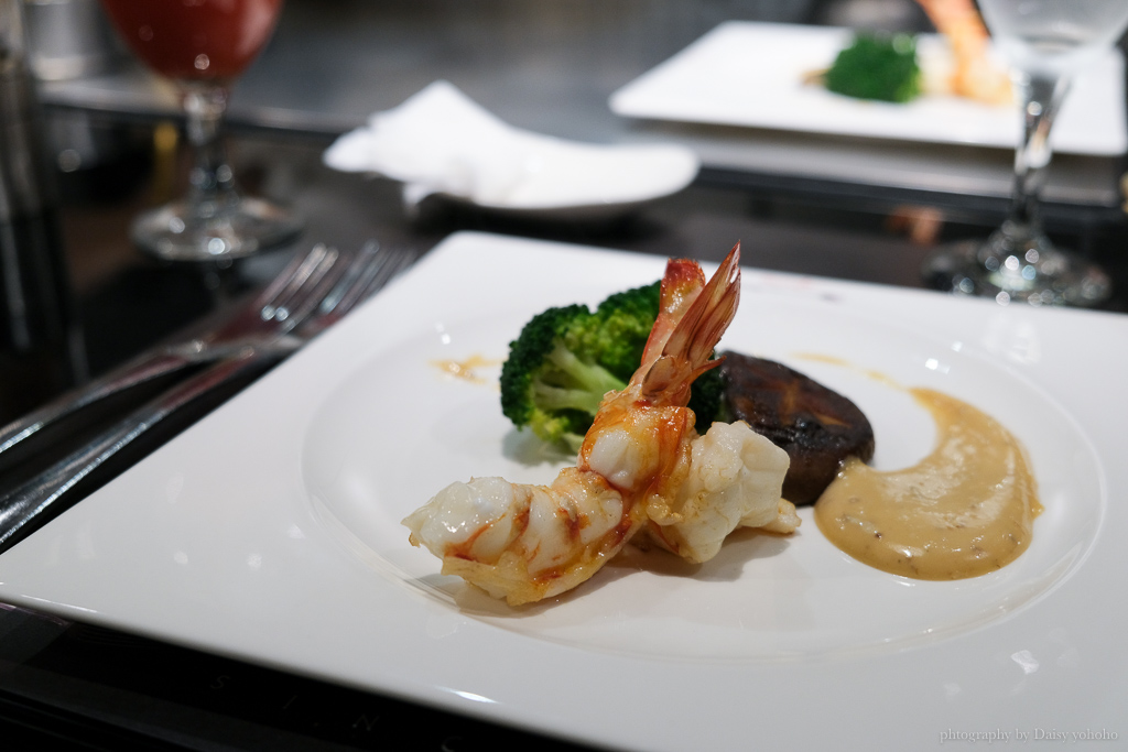 台北高級餐廳「Hana錵鐵板燒餐廳」海陸全餐，從視覺、嗅覺到味覺的美味饗宴！