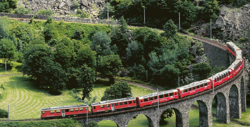 伯連納列車 Bernina Express｜世界文化遺產鐵道瑞士景觀列車，訂位教學、路線分享