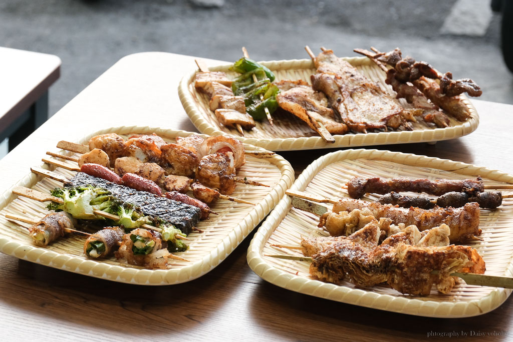柒串燒逢甲店|逢甲夜市宵夜推薦|台中柒串燒,平價串燒逢甲美食,食尚玩家串燒