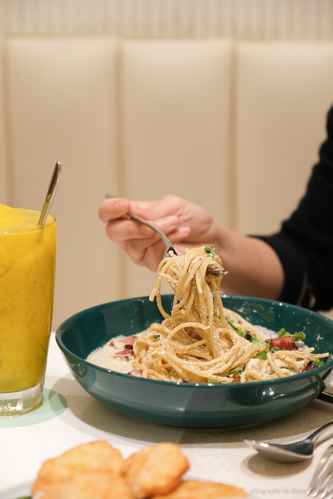 Lady nara 曼谷新泰式料理 台中三井美食, 台中泰式料理, 台中創意泰式料理, Lady nara下午茶, Lady nara雙人套餐, Lady nara菜單