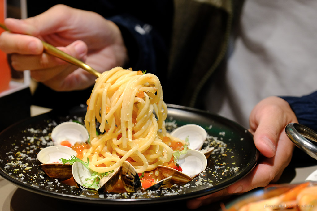 8德司創意餐館, 逢甲美食, 逢甲義大利麵, 逢甲海鮮塔, 台中海鮮塔, 台中餐酒館, 台中義大利麵