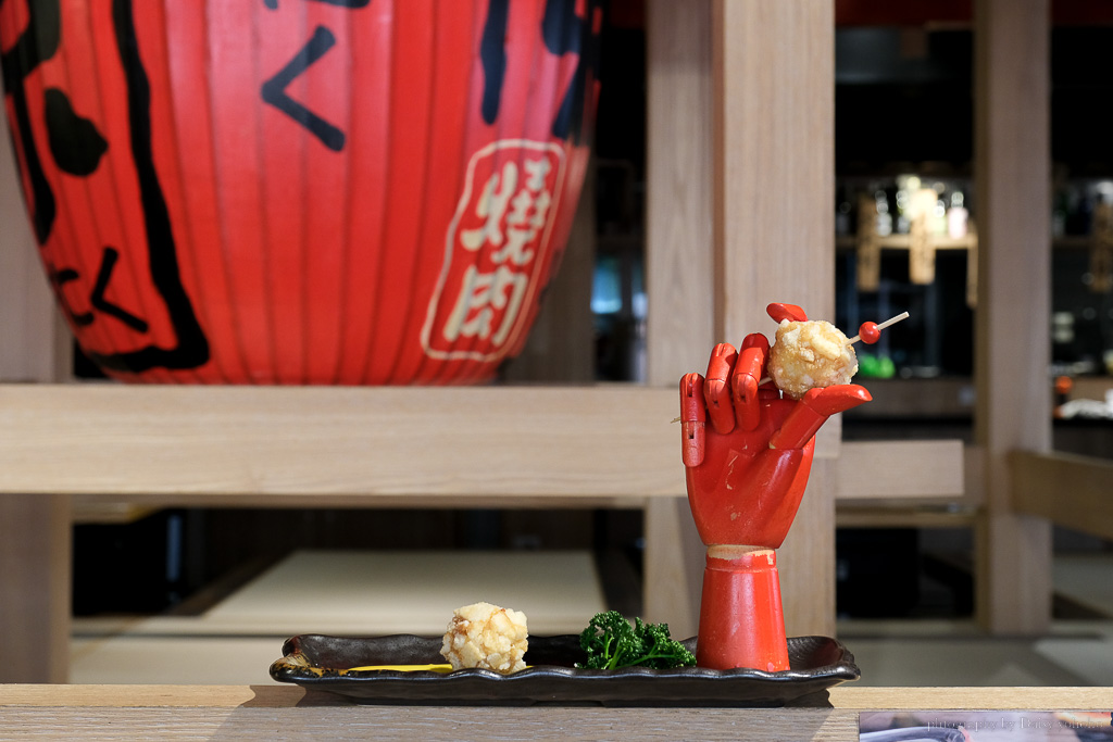 山鯨燒肉-漢口店》台中人氣燒肉，超華麗A5和牛寶箱，免費和服體驗讓人一秒到日本！