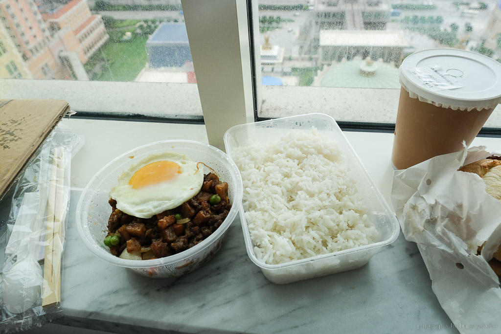 澳門喜蓮咖啡｜氹仔島知名小吃店，推免治乾牛肉飯，超香超好吃！招牌牛尾湯