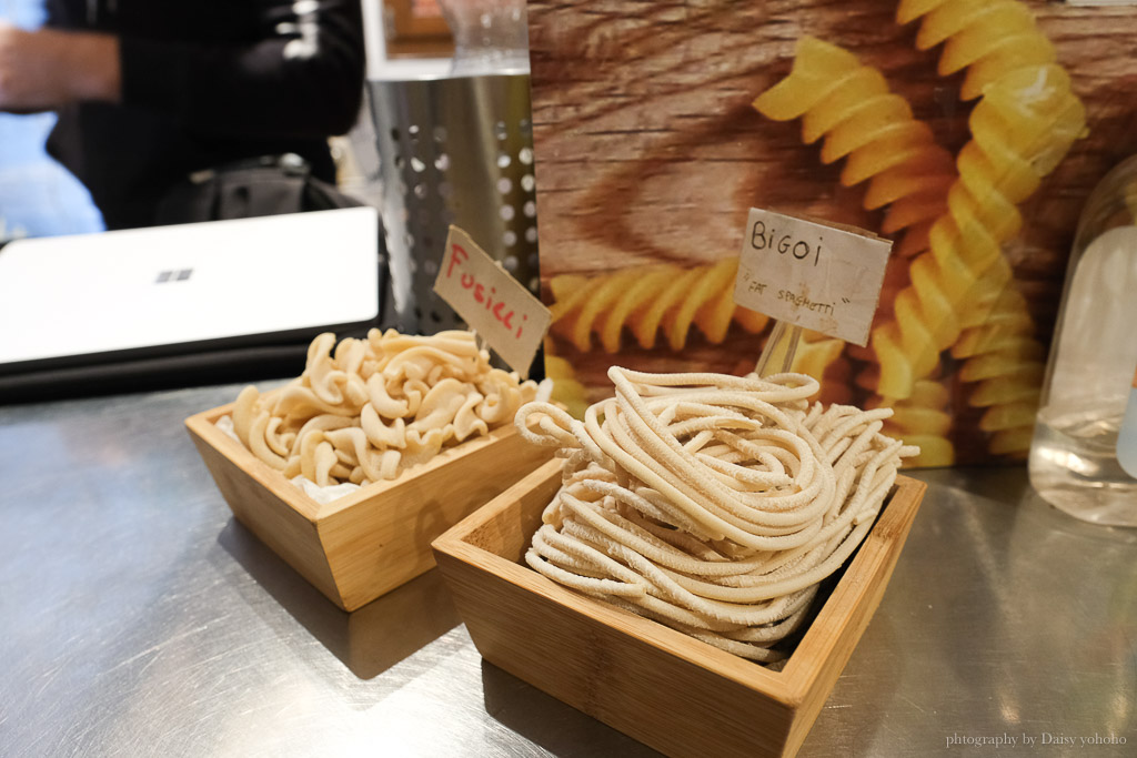 威尼斯平價義大利麵「Dal Moro's Fresh Pasta」在地人氣外帶店，麵餐盒6歐元起