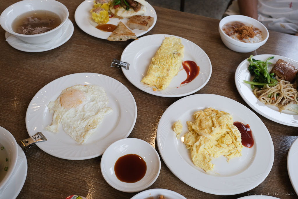 台南大飯店一泊二食》豪華套房開箱，歐式自助餐現點現做，吃好又吃滿。