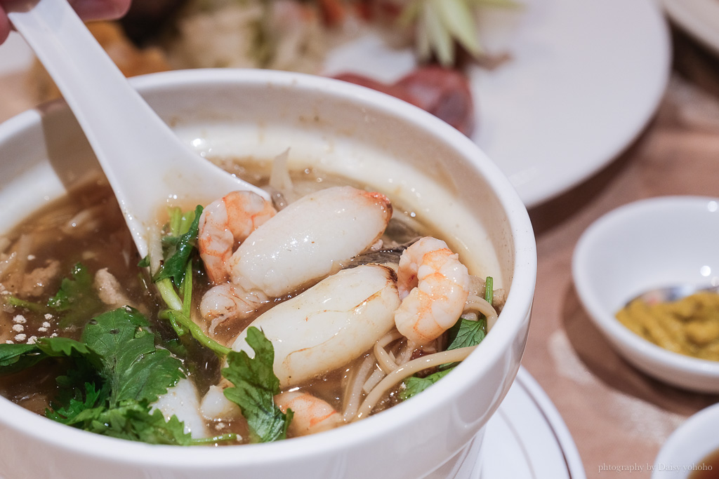 台南阿霞飯店雙人套餐》美味古早味手路菜，線上訂位，免排隊就吃得到！