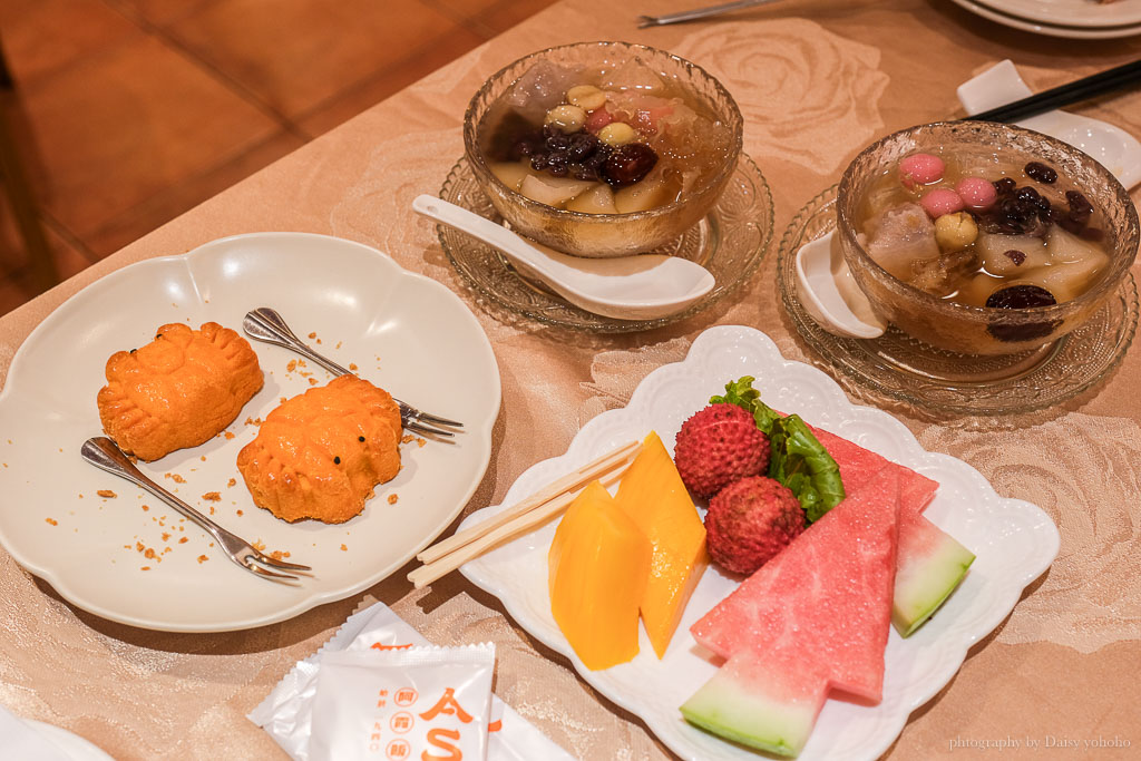台南阿霞飯店雙人套餐》美味古早味手路菜，線上訂位，免排隊就吃得到！